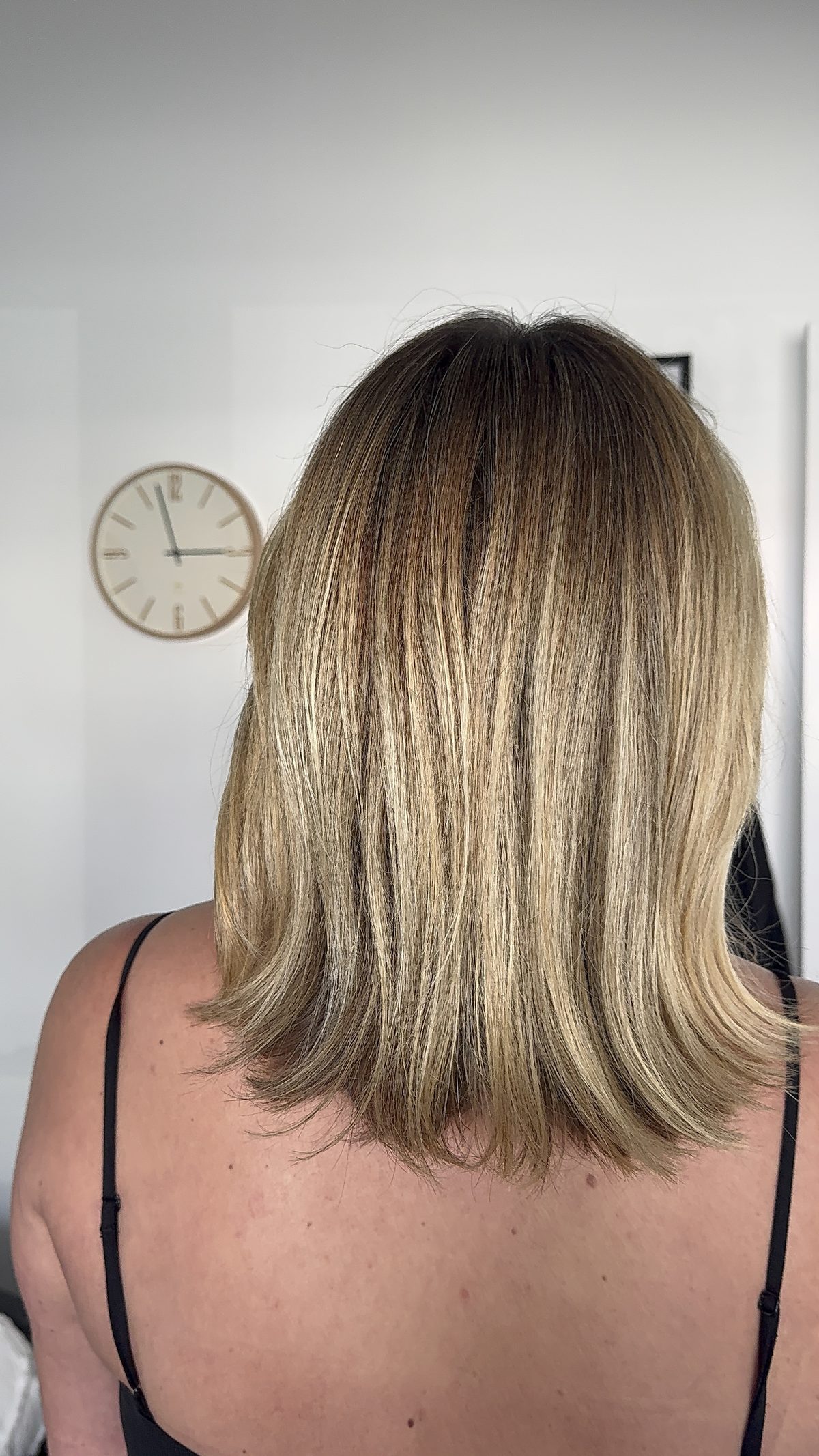 Blonde lob